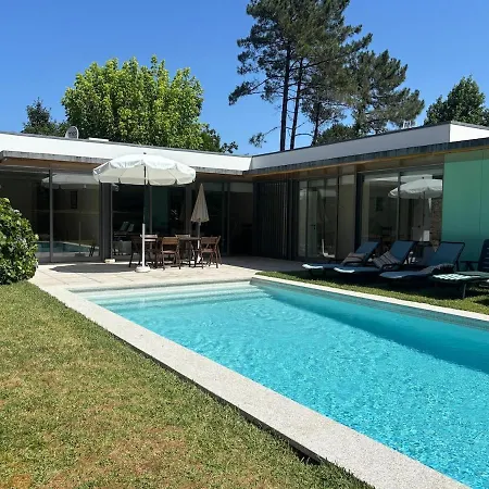 Ferienhaus Vale Dos Esquilos Venade